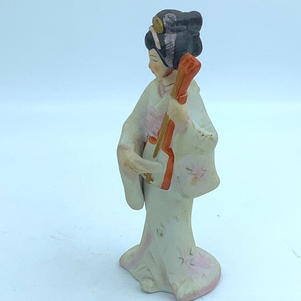 Ceramic Geisha Girl Figurine - Picture 8 of 11